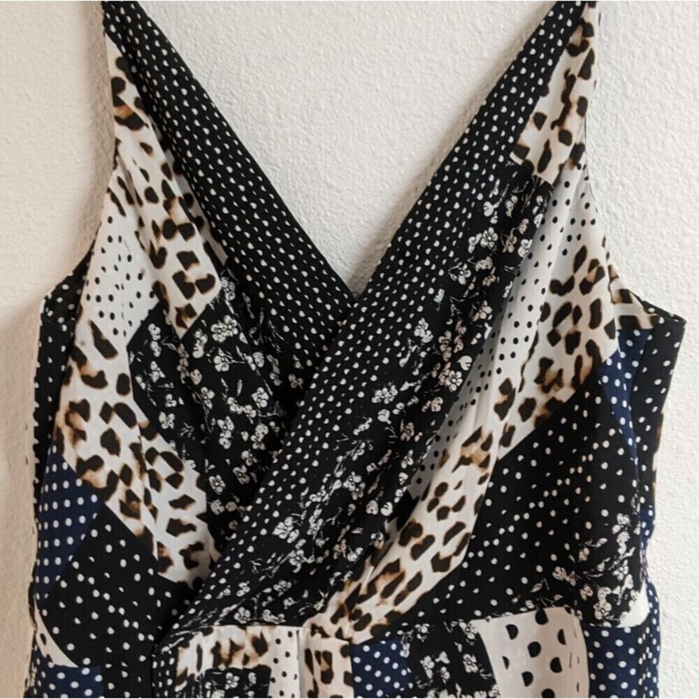 Wmn's Cabi #3787 Crossover Cami in Skin Stripe Animal Print Wrap Style Blouse 6 - Picture 4 of 11
